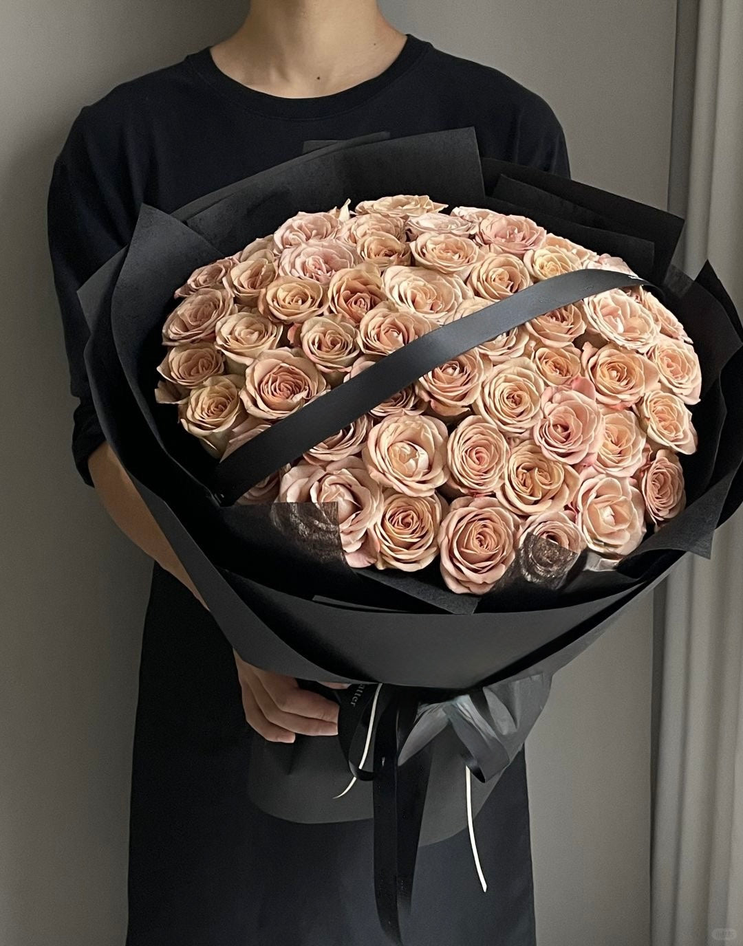 99 roses bouquet |Blissful Valentine 1