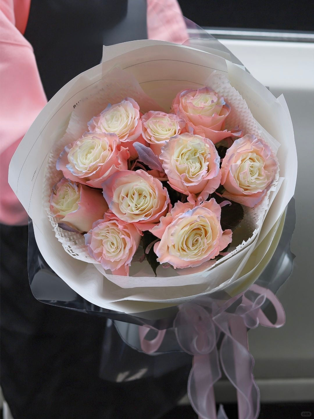 10 Ecuador Roses Bouquet|Vday